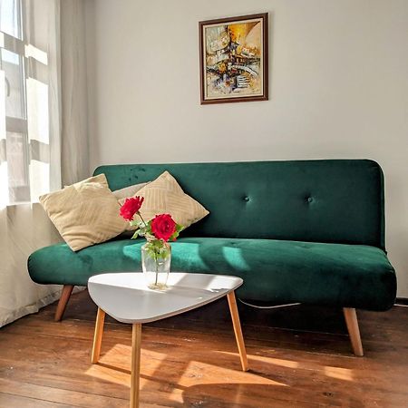 Honey I'M Home Apartments Veliko Tărnovo Esterno foto
