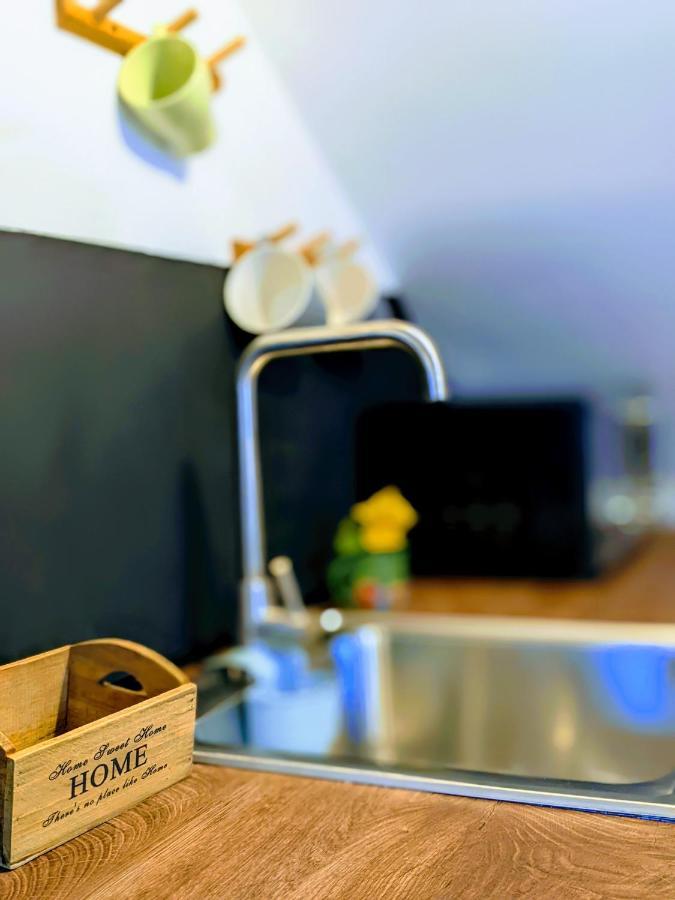 Honey I'M Home Apartments Veliko Tărnovo Esterno foto