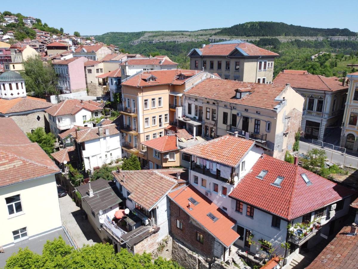 Honey I'M Home Apartments Veliko Tărnovo Esterno foto