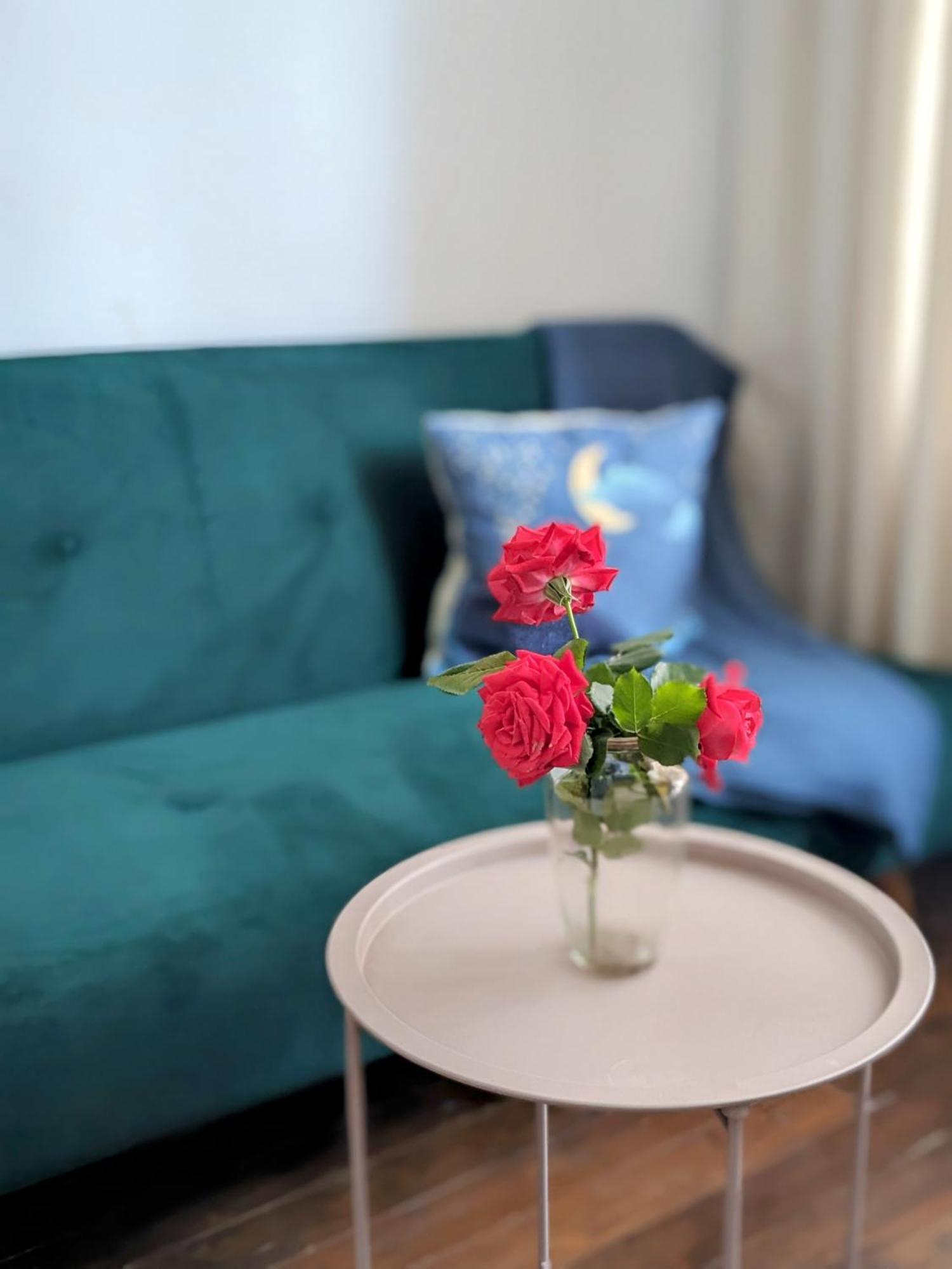 Honey I'M Home Apartments Veliko Tărnovo Esterno foto