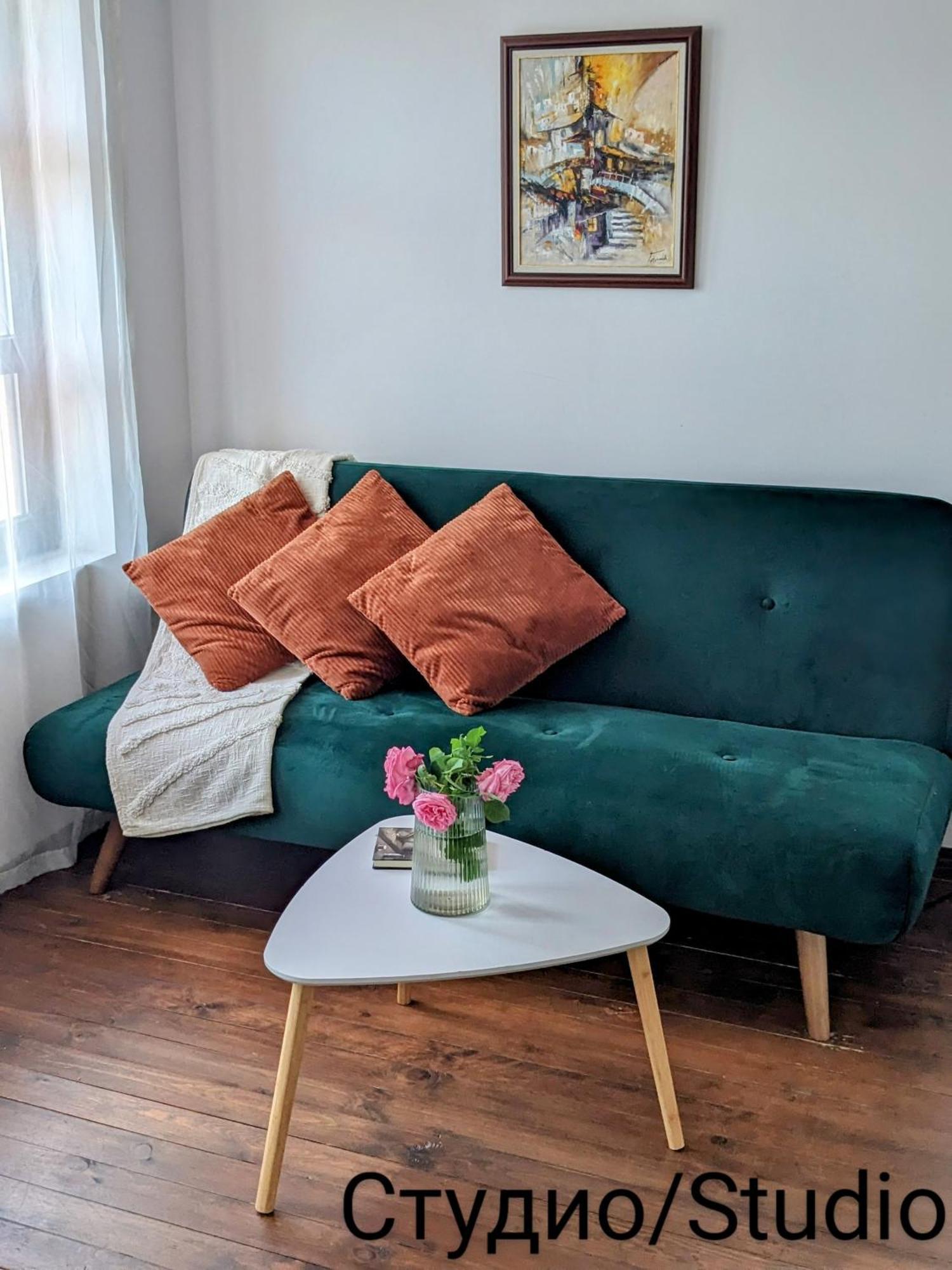 Honey I'M Home Apartments Veliko Tărnovo Esterno foto