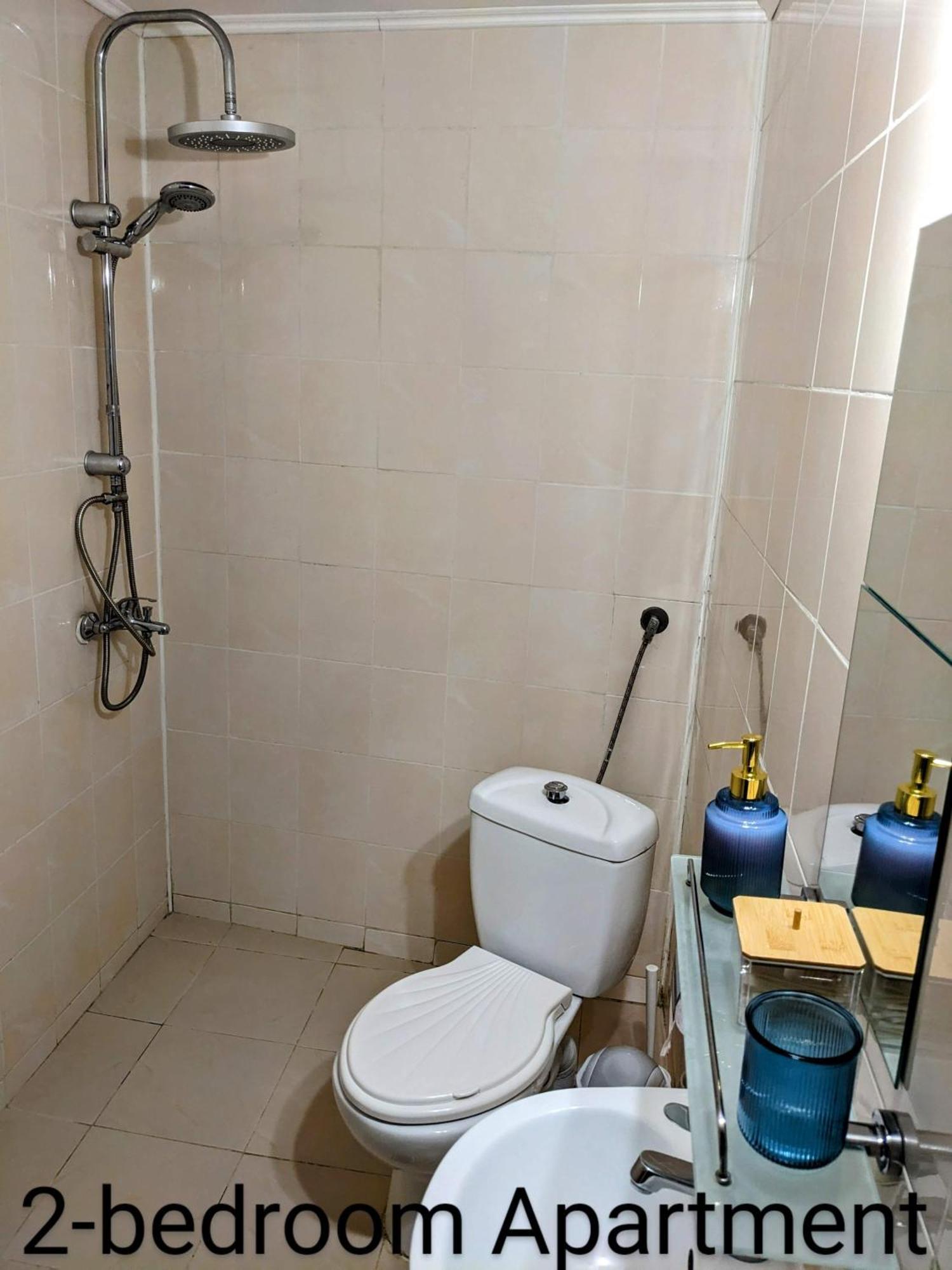 Honey I'M Home Apartments Veliko Tărnovo Esterno foto