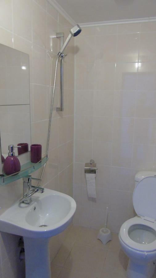 Honey I'M Home Apartments Veliko Tărnovo Esterno foto